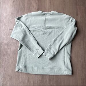 EUC Lululemon French Terry Oversized Long Sleeve Crew - Size L - Silver/Blue